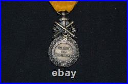 Medaille Militaire 1870-module De Luxe 5° Type Aux Canons-centre En Or