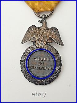 Médaille Militaire, 2° type Second Empire, éclats à l'avers