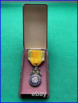 Médaille Militaire Napoléon III Deuxième Modèle Second Empire 19 Ème