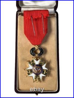 Médaille Militaire Officier de la Légion d'Honneur France Campagne Indochine BEP