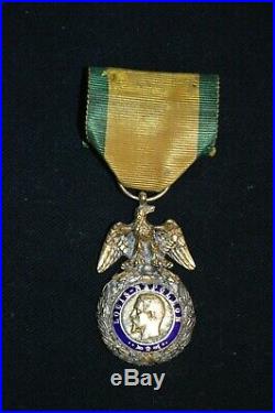 Medaille Militaire Second Empire (variante Peu Courante)-napoleon Iii-1870/1871