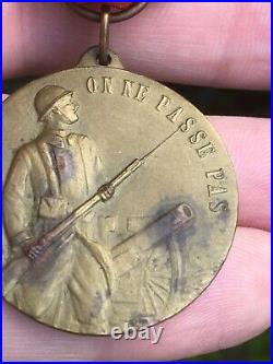 Médaille Militaire Verdun Modèle Augier 21 Février 1916 Étui dOrigine WW1
