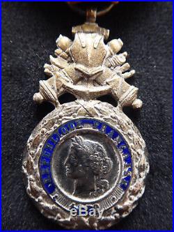Médaille Militaire dite VERSAILLAISE