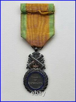 Médaille Militaire, monobloc, type de Versailles, émail en parfait état