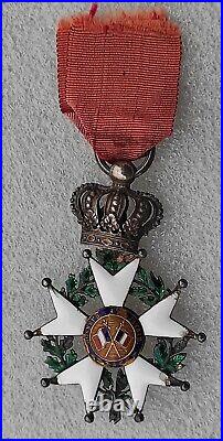 Medaille ORDRE LEGION D'HONNEUR MONARCHIE DE JUILLET 1830-1848 beaucoup portée