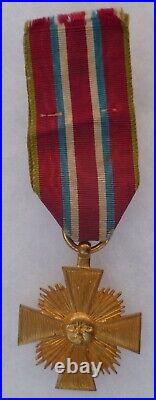 Médaille Ordre Croix dorée à identifier. ORIGINAL MEDAL