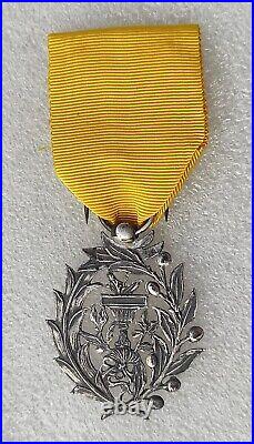 Medaille Ordre Royal Du Muniseraphon (cambodge)