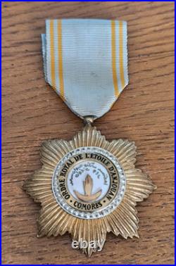 Médaille Ordre Royal de l'Étoile d'Anjouan Comores /YY63