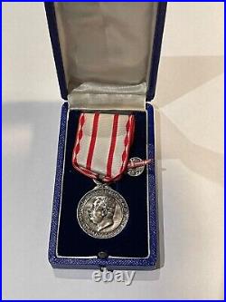 Médaille Principauté de Monaco Honneur et Travail Louis II 1923 Ecrin (158-48)