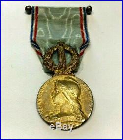 Medaille, Rare & Ancienne Ministere Des Colonies, Administration Penitentiaire