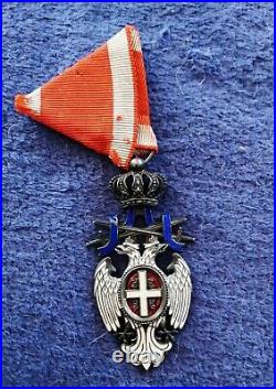 Médaille Rare Ordre De L'aigle Blanc À titre Militaire