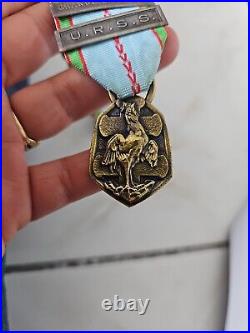 Médaille commémorative 1939/1945 Taille Ordonnance 11 Agrafes Dont La Rare 1942