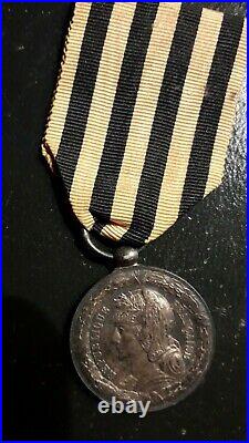 Médaille commémorative Expédition du Dahomey. Bélière olive. SUP