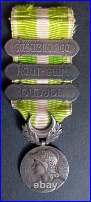 Médaille commémorative du Maroc. Rare taille réduite, 3 barrettes. Chobillon