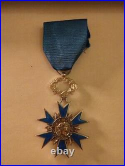 Médaille croix de chevalier de l'ordre national du mérite