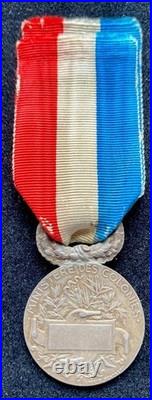 Médaille d'Honneur du Ministère des Colonies 4éme Classe ARGENT France