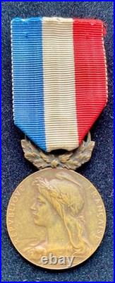 Médaille d'Honneur du Ministère des Colonies 5éme Classe Bronze France