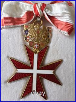 Médaille d'honneur de La Republique D Autriche Ordre Pour Femme