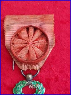 Médaille d'officier de légion d'honneur en argent très bel état