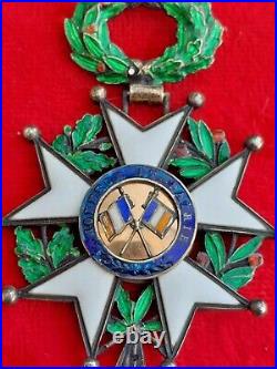 Médaille d'officier de légion d'honneur en argent très bel état