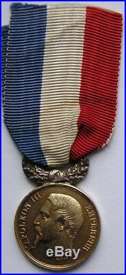Médaille d'or de 2ème classe pour actes de courage et dévouement attribuée 1856