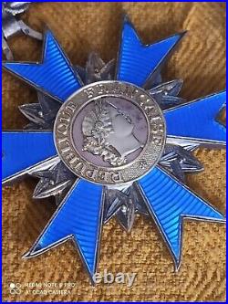 Médaille de Commandeur de LOrdre National Du Mérite ONM Poinçon Collection
