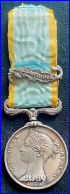 Médaille de Crimée 1854 + 1 agrafe Sébastopol Argent