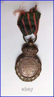 Médaille de Sainte-Hélène 1857 belle ciselure et patine