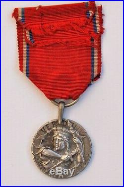 Médaille de Verdun 1914-1918, modèle de Révillon, en argent