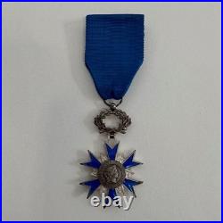 Médaille de l'Ordre National du Mérite M4098