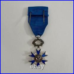 Médaille de l'Ordre National du Mérite M4098
