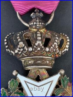 Médaille de l'Ordre de Léopold avec glaives Belgique