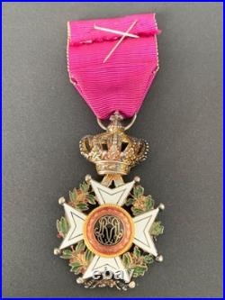 Médaille de l'Ordre de Léopold avec glaives Belgique