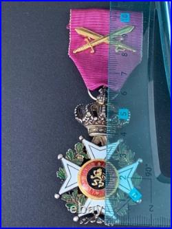 Médaille de l'Ordre de Léopold avec glaives Belgique