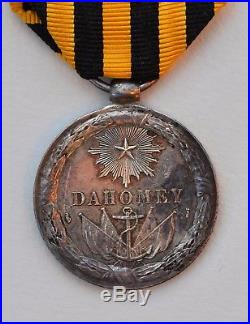 Médaille de la Campagne du Dahomey, 1892, bélière olive, parfait état