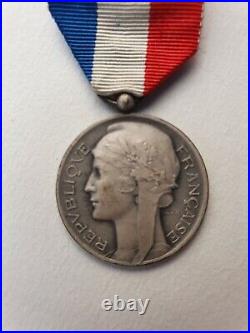 Médaille des Epidémies, ministère de la Santé Publique, argent, 1947, boite