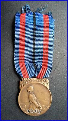 Médaille des Victimes de l'Invasion. Classe bronze