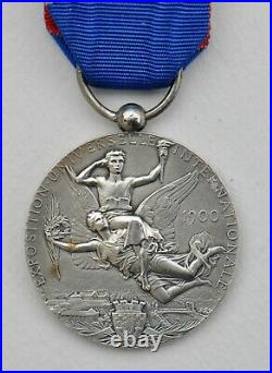 Médaille des ouvriers de l'Exposition Universelle 1900, attribuée
