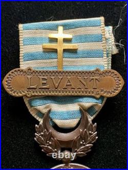 Médaille du Levant Modèle de Londres + Agrafe Levant et Croix de Lorraine