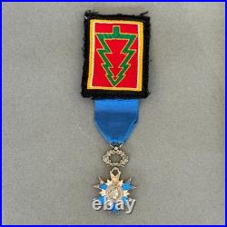 Médaille du mérite national avec son ruban MX178
