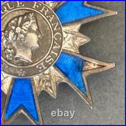 Médaille du mérite national avec son ruban MX178