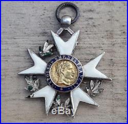 Médaille militaire Legion d'honneur 1 er empire Napoleon I er medal of honor