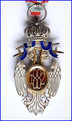 Medaille militaire Ordre de l'AIGLE BLANC SERBIE épées boite 14-18