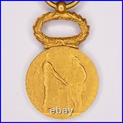 Médaille miniature d'officier de l'ordre des sociétés de secours mutuels en or