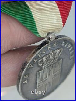 Médaille valeur civile en argent Royaume d'Italie de Savoie