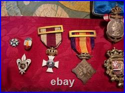 Médailles Et Décorations Civiles Et Militaires. Espagne Et France. C 1890-1921