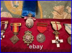 Médailles Et Décorations Civiles Et Militaires. Espagne Et France. C 1890-1921