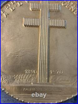 Médaillon Commemorative General De Gaulle En Bronze Doré A L'or