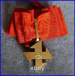 Medal Order of the Queen Mary's Cross in Gilded Bronze