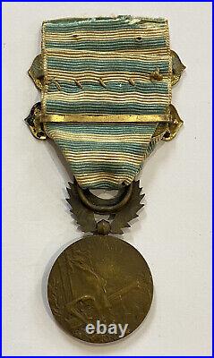 Militaria France Medaille Du Levant @ Agrafe Levant Et Levant 1925 / 1926